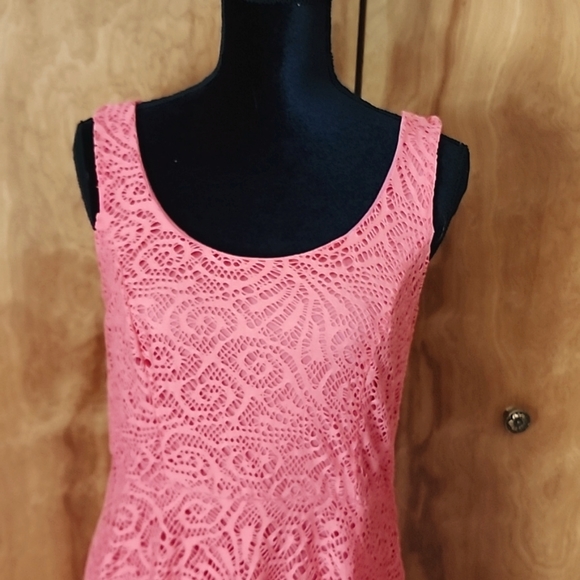 Dress - Picture 2 of 3